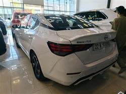 نیسان سێنترا